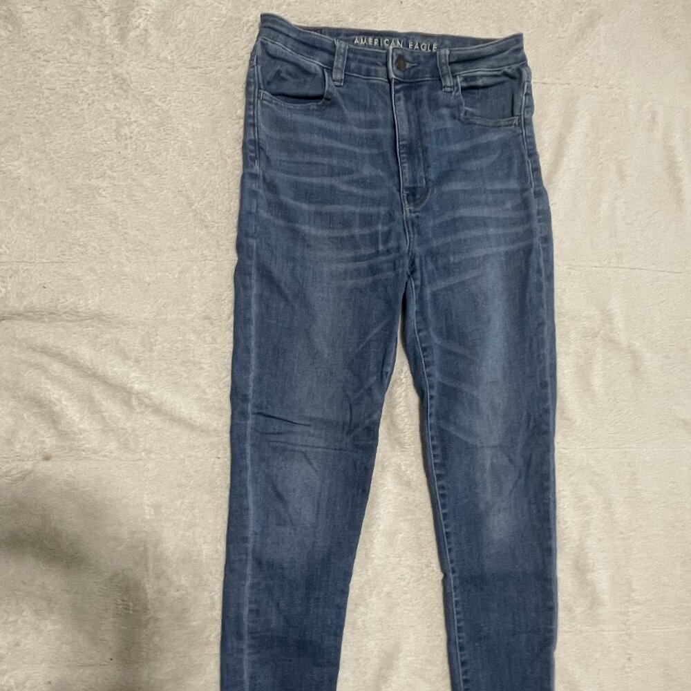 American Eagle Highest Rise Jegging size 10 - Indigo wash